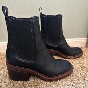 Steve Madden Size 9 Curtsy Black Chelsea Boots